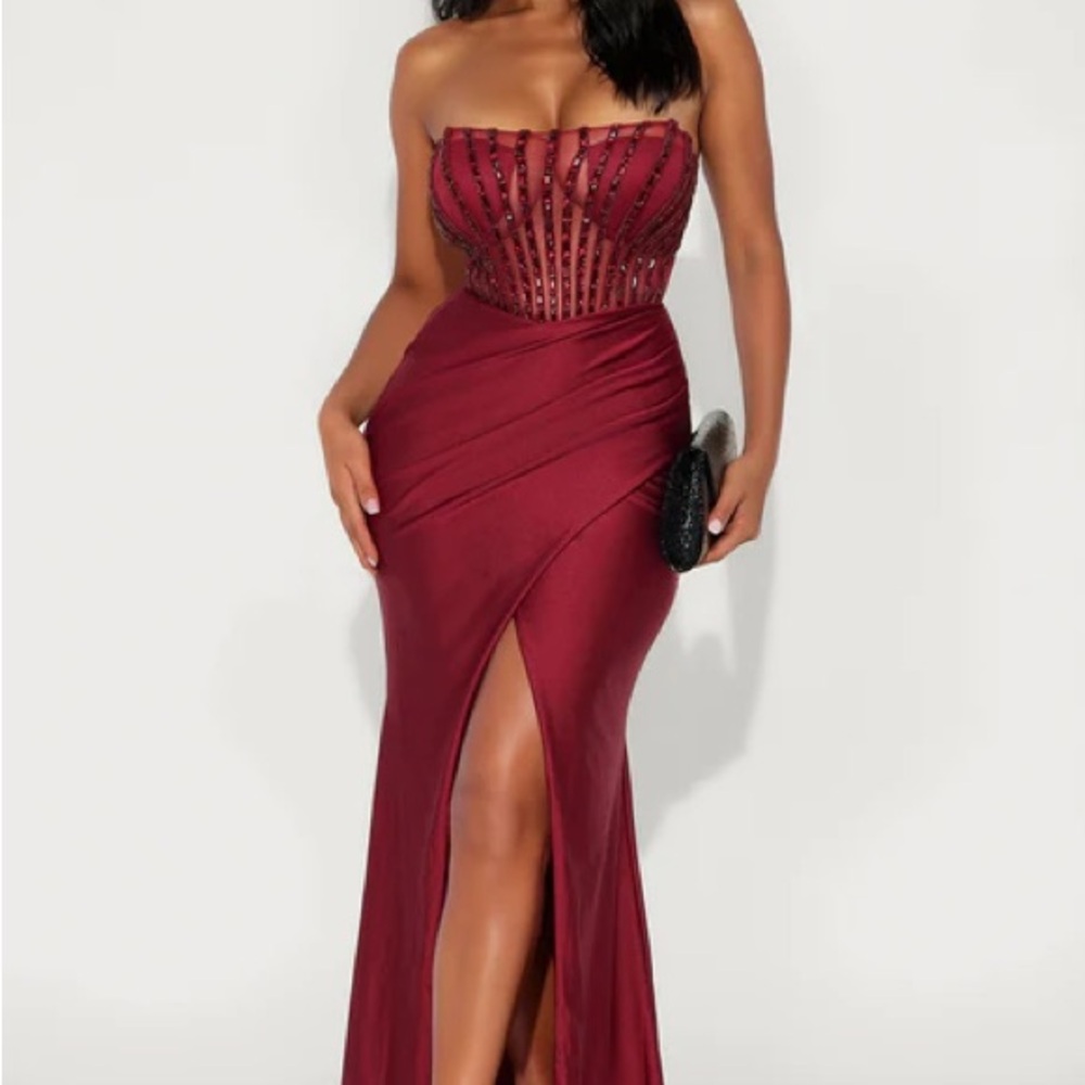 Elegant Strapless Corset Gown XS, NWT